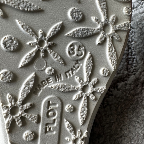 Beautiful Flyflot anti shock made in Italy slip on Burgundy clog size 35 EU 5 US - Picture 11 of 12